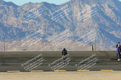 media/Feb-06-2025-Racers Edge (Thu) [[c17ed6f7b1]]/3-Around the Pits-Track Walk/